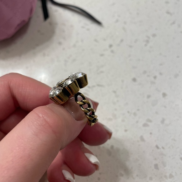 Beautiful Gucci ring for sale - Picture 3 of 8